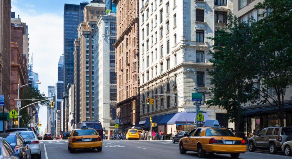 Office Space Prices in Manhattan by sqft & Building Class