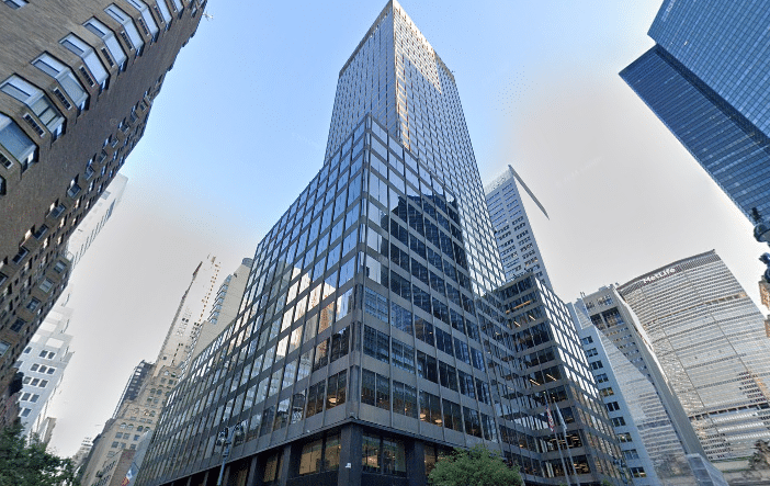 90 Park Avenue, an amenity-rich Class A office building in the Murray Hill district of Manhattan