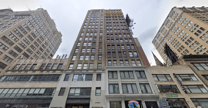 Office building located at the border of Chelsea and the Garment District in NYC, 352 7th Avenue