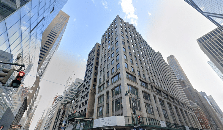 400 Madison Avenue, a landmark office building providing high-quality office space in Manhattan