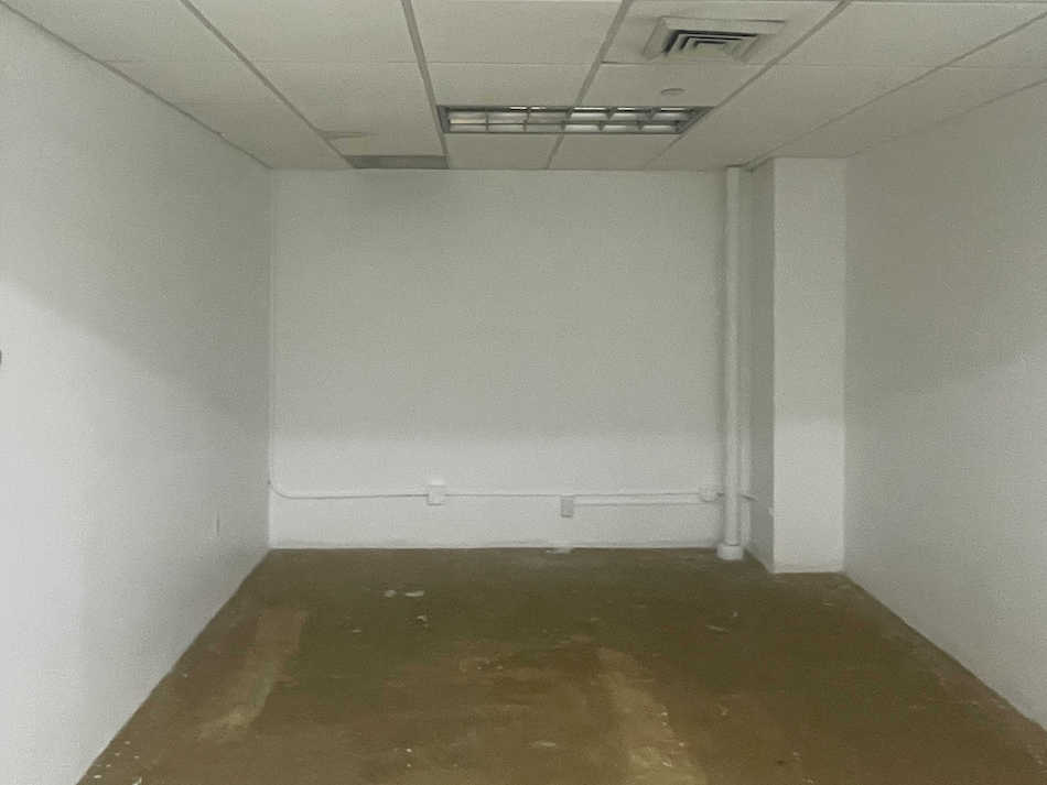 Manhattan Office Space for Rent at 352 Seventh Ave: 833 SF
