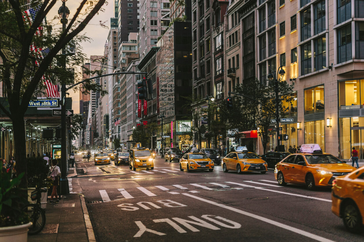Top 4 Prime Avenues for Retail Space Rentals in New York City