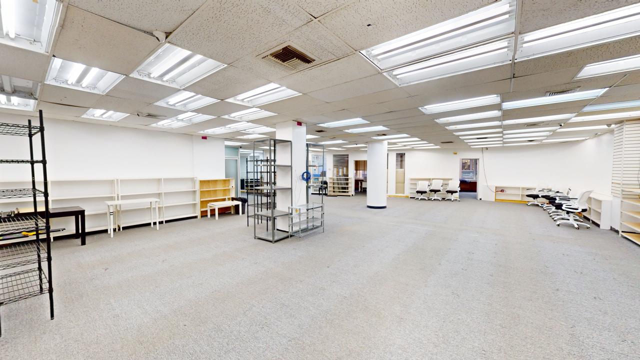 1220 Broadway Office Space - Bright Open Area