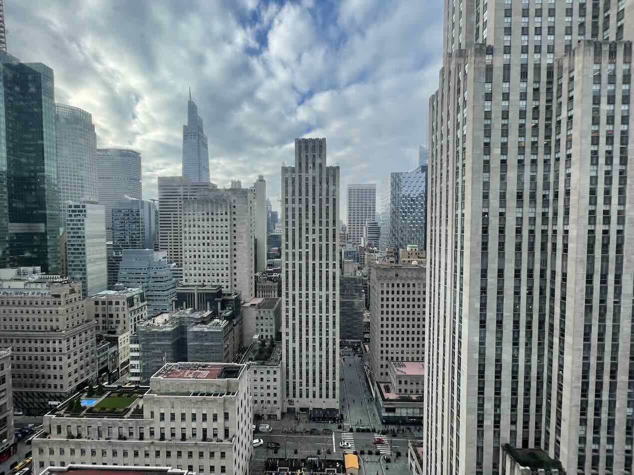 630 Fifth Avenue Office Space - South Window View