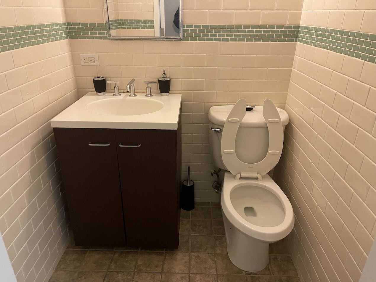 630 Fifth Avenue Office Space - Washroom